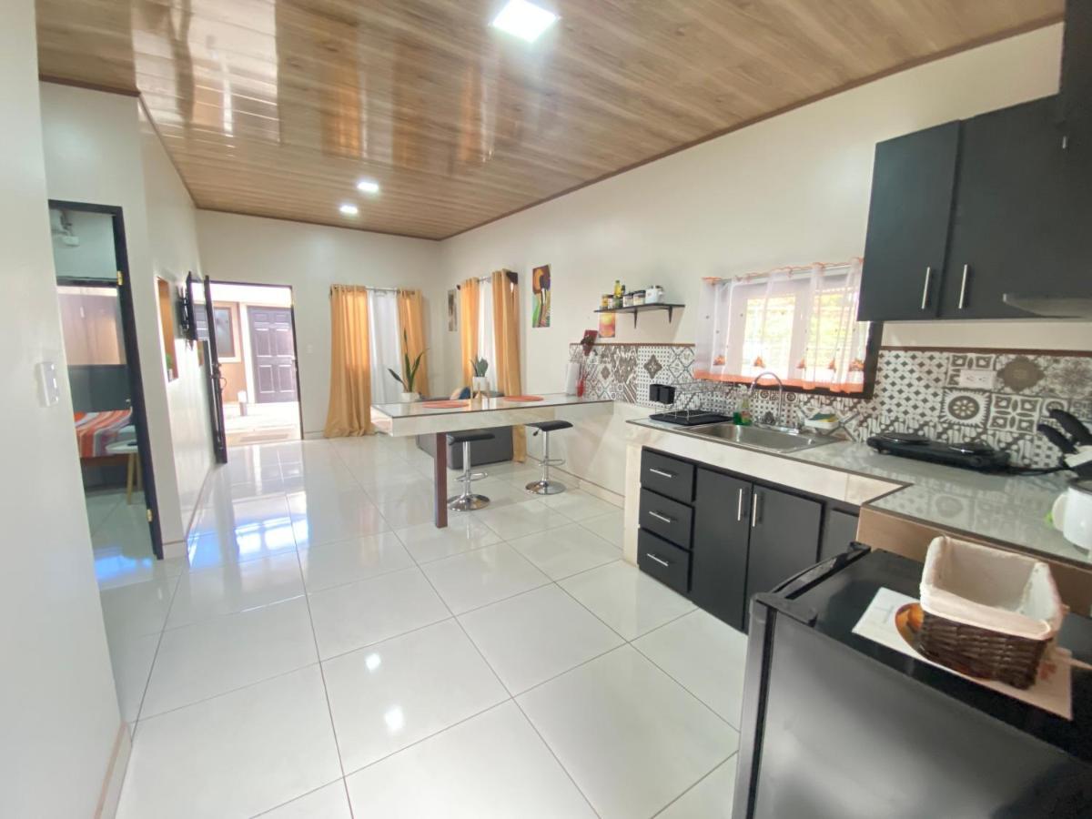 Orange Apartment 5 Min Aeropuerto Juan Santamaria Alajuela Kültér fotó